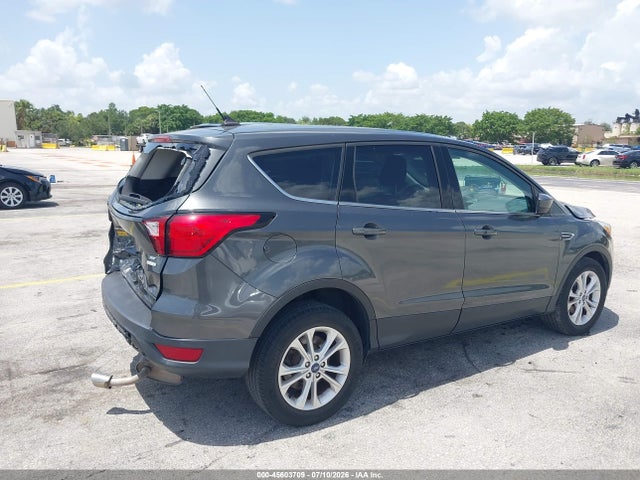45603709 :رقم المزاد ، 1FMCU0GDXKUC21090 vin ، 2019 Ford Escape Se مزاد بيع