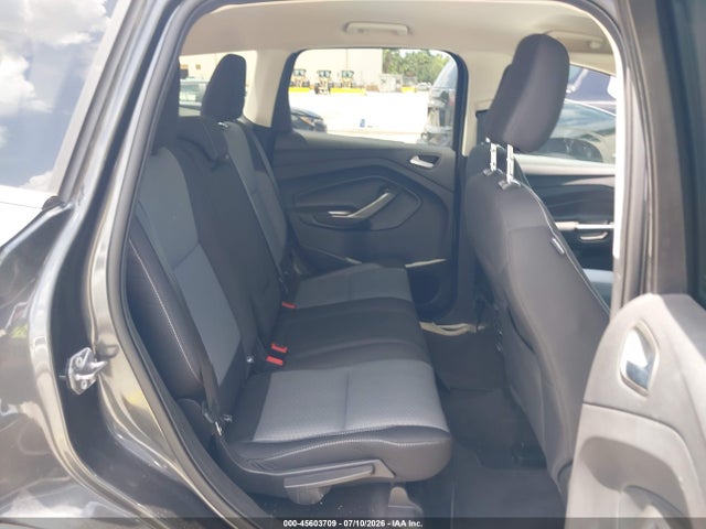 45603709 :رقم المزاد ، 1FMCU0GDXKUC21090 vin ، 2019 Ford Escape Se مزاد بيع