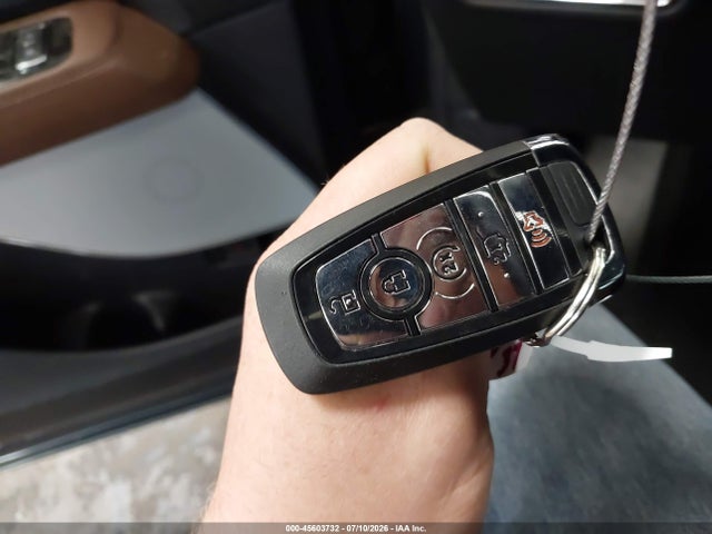 45603732 :رقم المزاد ، 5LM5J7XC1NGL16915 vin ، 2022 Lincoln Aviator Reserve مزاد بيع
