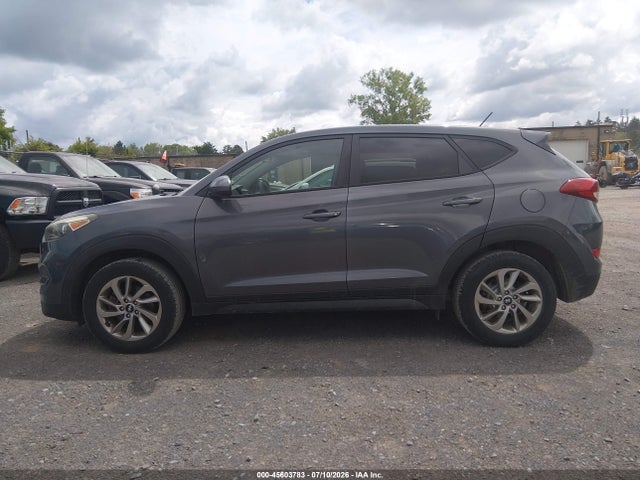 Hyundai TUCSON SE 2018 KM8J2CA49JU656740 Image 14