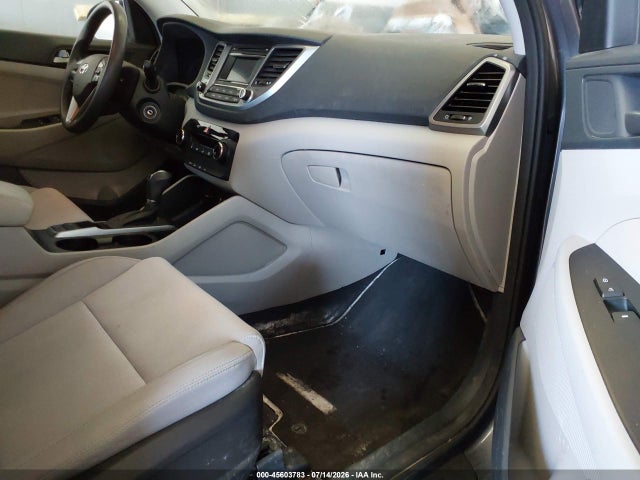 Hyundai TUCSON SE 2018 KM8J2CA49JU656740 Image 5