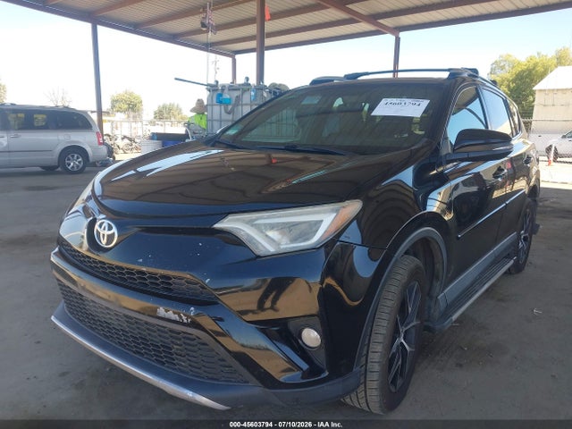 Toyota RAV4 SE 2016 2T3JFREV5GW463950 Image 2