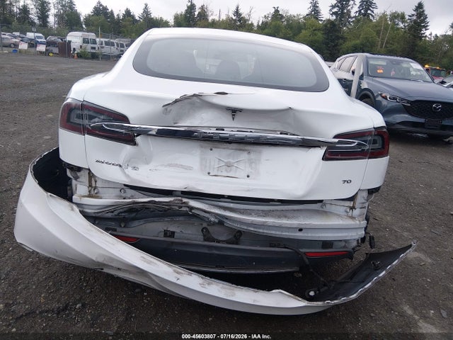 Tesla Model S 60/70/85 2015 5YJSA1E12FF118753 Image 16