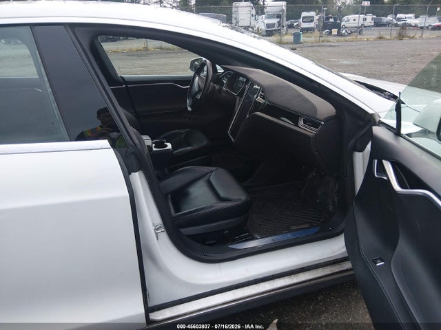 Tesla Model S 60/70/85 2015 5YJSA1E12FF118753 Image 5