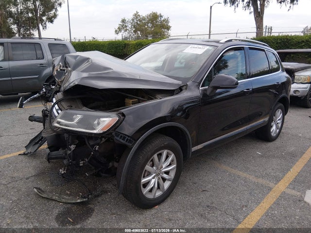 Aukcja sprzedaży 2015 Volkswagen Touareg V6 Sport, vin: WVGEF9BP3FD007296, numer aukcji: 45603822