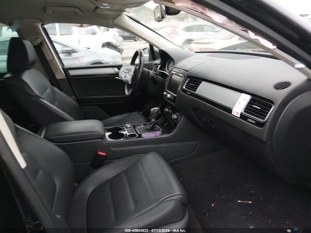 Aukcja sprzedaży 2015 Volkswagen Touareg V6 Sport, vin: WVGEF9BP3FD007296, numer aukcji: 45603822