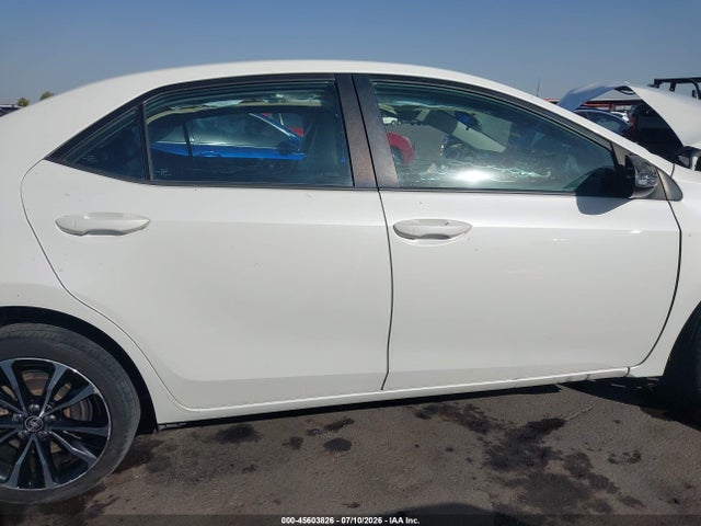 Toyota COROLLA SE 2018 5YFBURHE7JP801680 Image 13