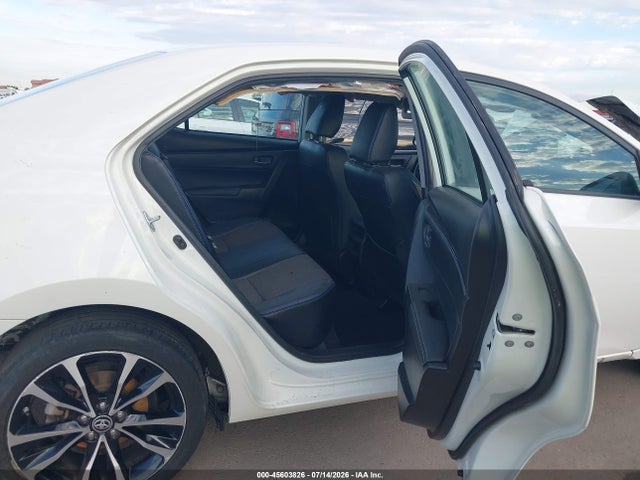 Toyota COROLLA SE 2018 5YFBURHE7JP801680 Image 8