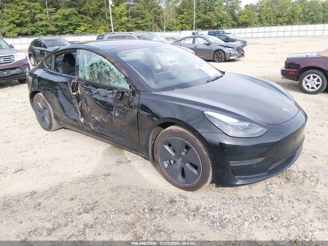 2022 Tesla Model 3 Long Range Dual Motor All-wheel Drive მანქანა იყიდება აუქციონზე, vin: 5YJ3E1EB6NF311486, აუქციონის ნომერი: 45603830