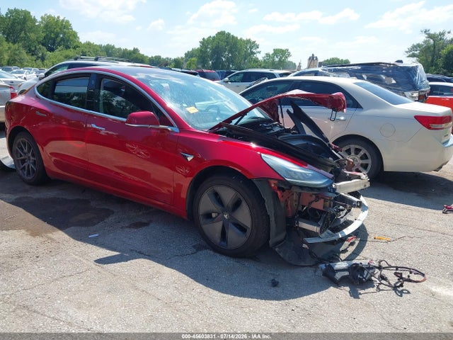 Продажа на аукционе авто 2018 Tesla Model 3 Long Range/performance, vin: 5YJ3E1EB3JF129660, номер лота: 45603831