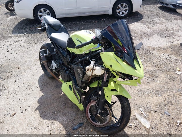 45603840 :رقم المزاد ، ML5EXGG10TDA76515 vin ، 2026 Kawasaki Ex500 مزاد بيع