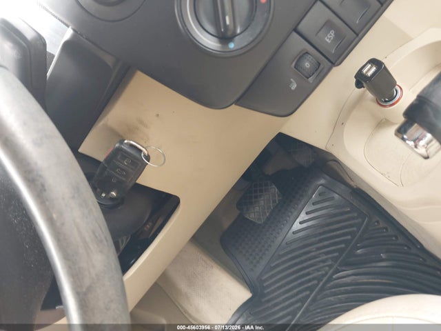 45603956 :رقم المزاد ، 3VWPW31C39M515041 vin ، 2009 Volkswagen New Beetle 2.5l مزاد بيع