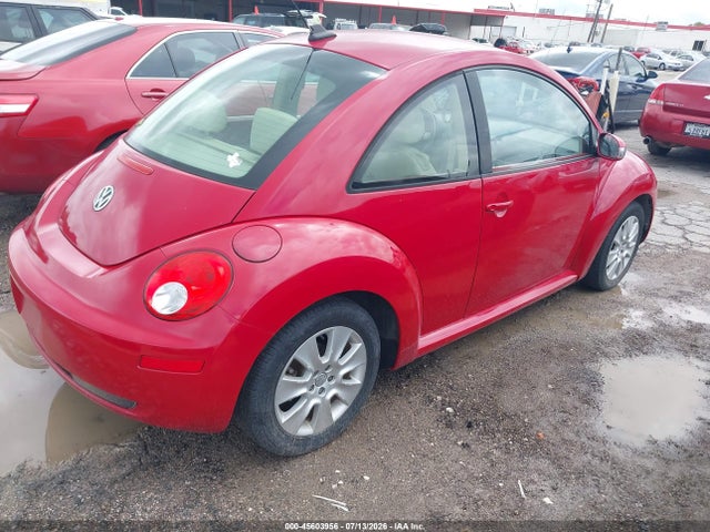 45603956 :رقم المزاد ، 3VWPW31C39M515041 vin ، 2009 Volkswagen New Beetle 2.5l مزاد بيع