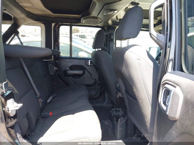 1C4HJXDNXKW622524 Jeep Wrangler Unlimited Sport S 4x4