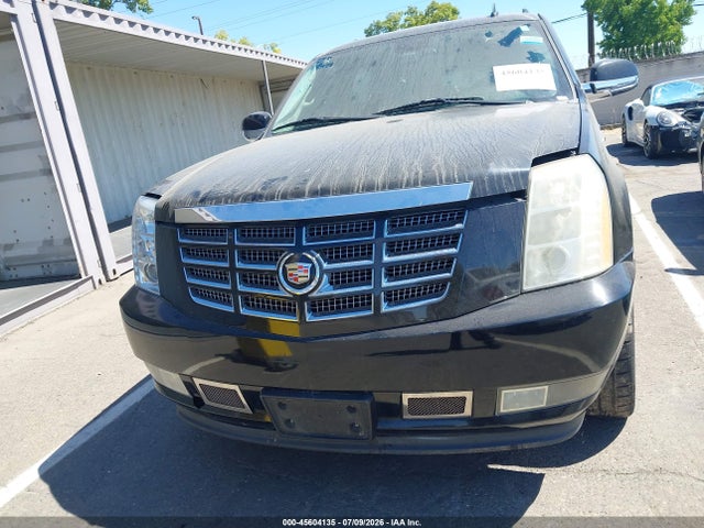 2009 Cadillac Escalade Esv Standard მანქანა იყიდება აუქციონზე, vin: 1GYFK26239R208286, აუქციონის ნომერი: 45604135
