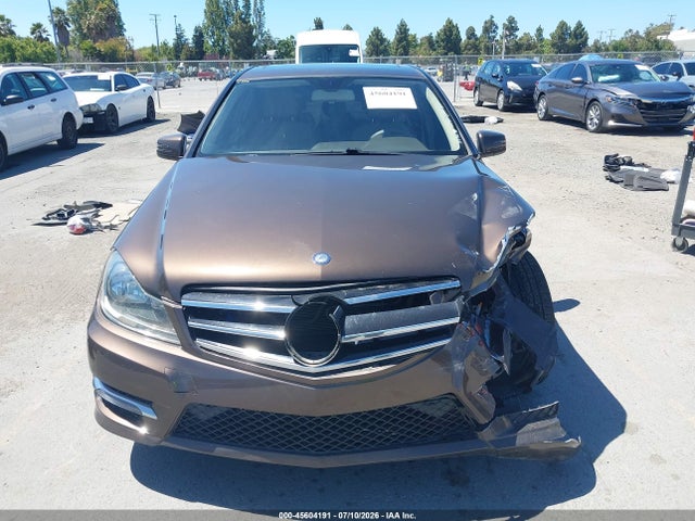 WDDGF4HB8EG241075 Mercedes-Benz C 250 Sport