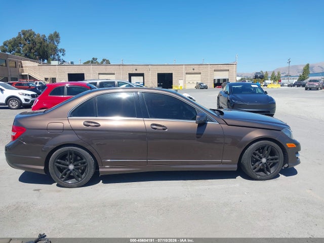 WDDGF4HB8EG241075 Mercedes-Benz C 250 Sport