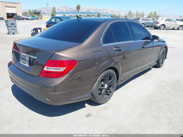 WDDGF4HB8EG241075 Mercedes-Benz C 250 Sport