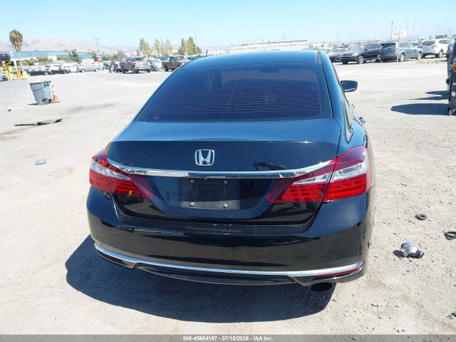 Honda ACCORD LX 2017 1HGCR2F30HA041364 Image 16
