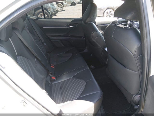 Toyota CAMRY SE 2018 4T1B11HK0JU657498 Image 8