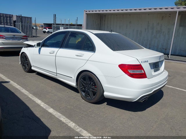 45604252 :رقم المزاد ، WDDGF4HB2DR273006 vin ، 2013 Mercedes-benz C 250 Sport مزاد بيع