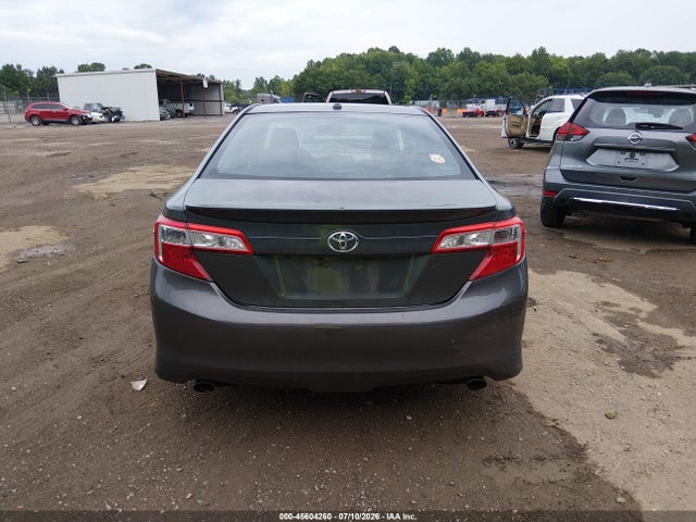 45604260 :رقم المزاد ، 4T1BK1FKXDU527264 vin ، 2013 Toyota Camry Se V6 مزاد بيع