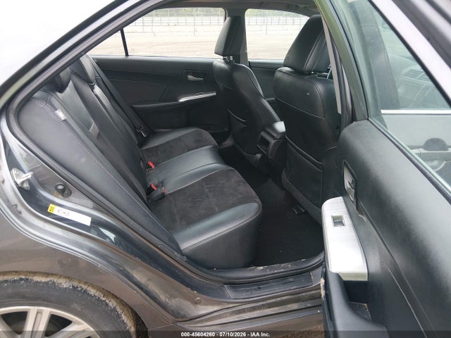 45604260 :رقم المزاد ، 4T1BK1FKXDU527264 vin ، 2013 Toyota Camry Se V6 مزاد بيع