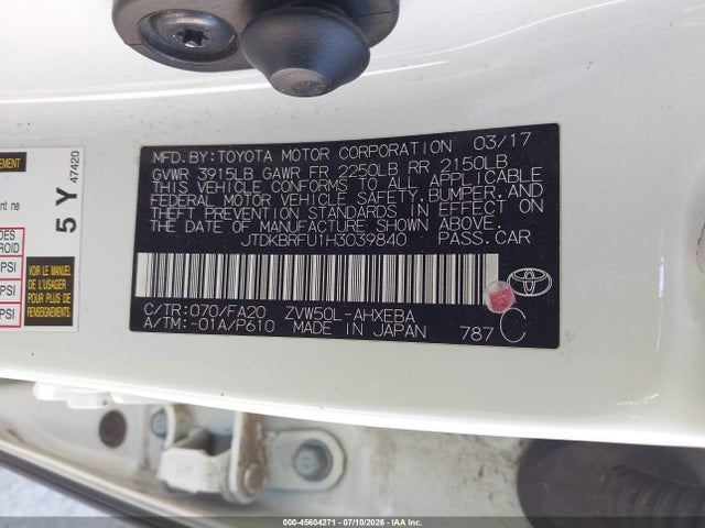 Toyota Prius Two 2017 JTDKBRFU1H3039840 Image 9