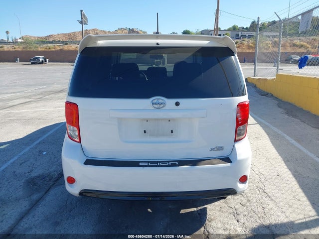 Scion XB 2014 JTLZE4FE3EJ053123 Image 17