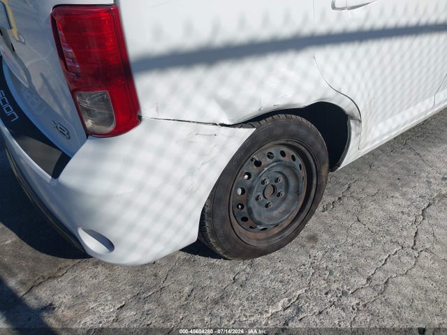 Scion XB 2014 JTLZE4FE3EJ053123 Image 6