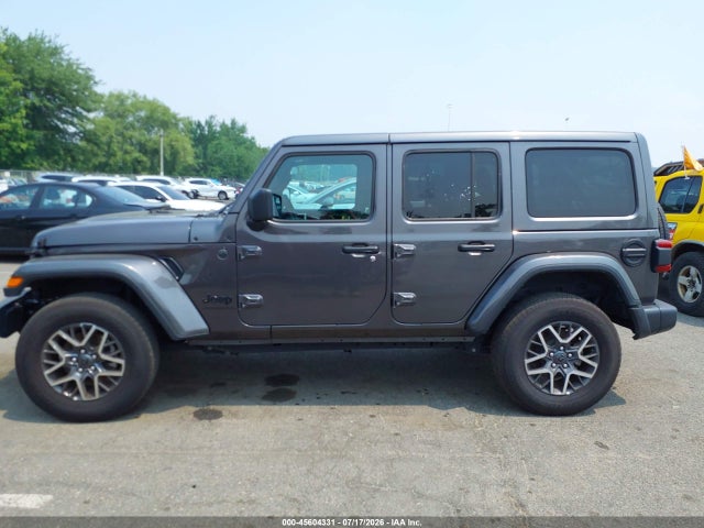 1C4PJXEN5SW574022 Jeep Wrangler 4-door Sahara 4x4