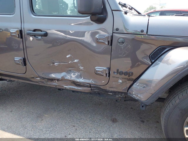 1C4PJXEN5SW574022 Jeep Wrangler 4-door Sahara 4x4