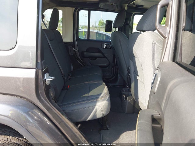 1C4PJXEN5SW574022 Jeep Wrangler 4-door Sahara 4x4