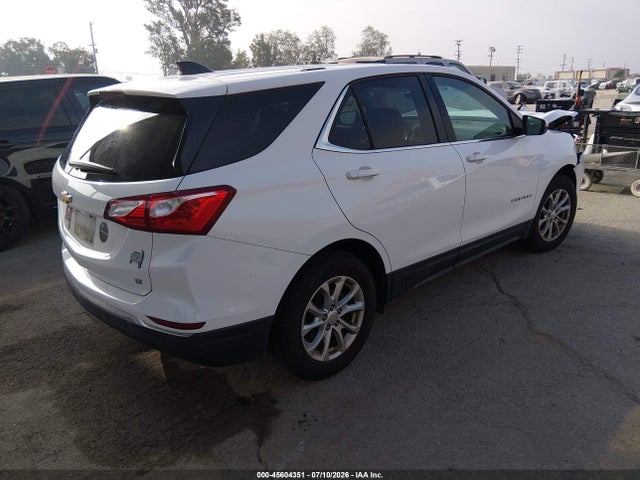 Chevrolet EQUINOX LT 2018 2GNAXJEV1J6332572 Image 4