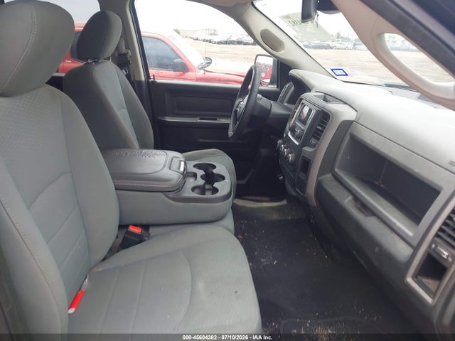 Продажа на аукционе авто 2018 Ram 1500 Tradesman  4x2 6'4 Box, vin: 1C6RR6FG7JS325097, номер лота: 45604382
