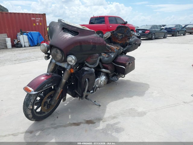 Harley-Davidson Flhtk Electra Glide Ultra Ltd 2014 1HD1KEL1XEB707620 Image 2