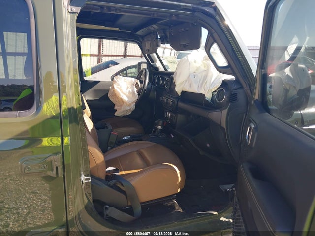 45604407 :رقم المزاد ، 1C4HJXEN6MW605995 vin ، 2021 Jeep Wrangler Unlimited Sahara مزاد بيع