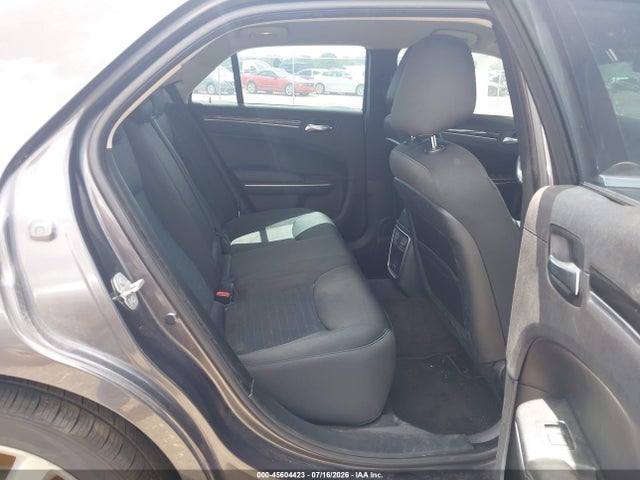 Продажа на аукционе авто 2018 Chrysler 300 Touring, vin: 2C3CCAAGXJH324645, номер лота: 45604423