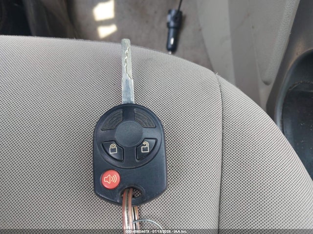 Продажа на аукционе авто 2016 Ford Escape Se, vin: 1FMCU9GX1GUB40839, номер лота: 45604478
