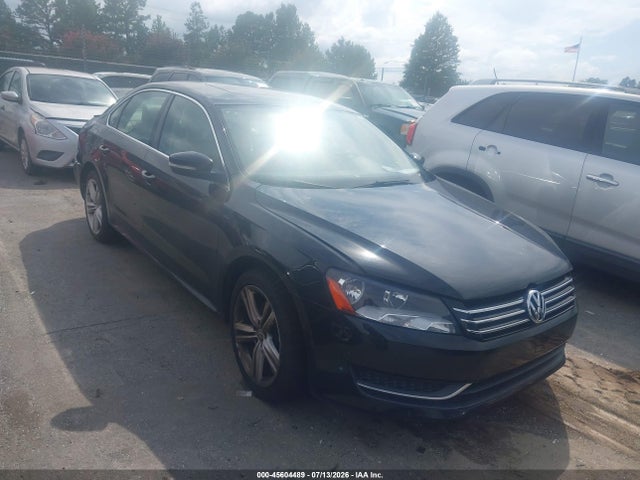 2014 Volkswagen Passat 1.8t Se მანქანა იყიდება აუქციონზე, vin: 1VWBT7A3XEC041014, აუქციონის ნომერი: 45604489