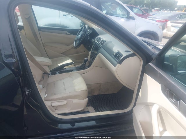 45604489 :رقم المزاد ، 1VWBT7A3XEC041014 vin ، 2014 Volkswagen Passat 1.8t Se مزاد بيع