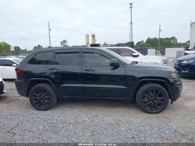 1C4RJEAG3JC247090 Jeep Grand Cherokee Altitude 4x2