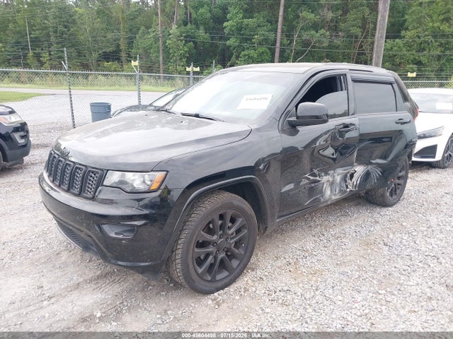1C4RJEAG3JC247090 Jeep Grand Cherokee Altitude 4x2