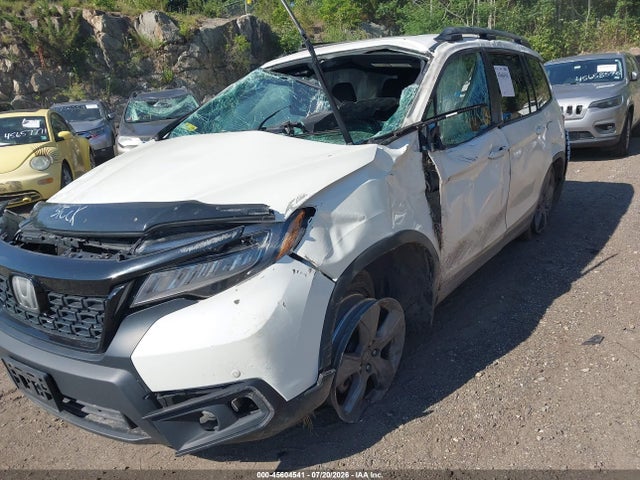 Продажа на аукционе авто 2019 Honda Passport Touring, vin: 5FNYF8H93KB008617, номер лота: 45604541