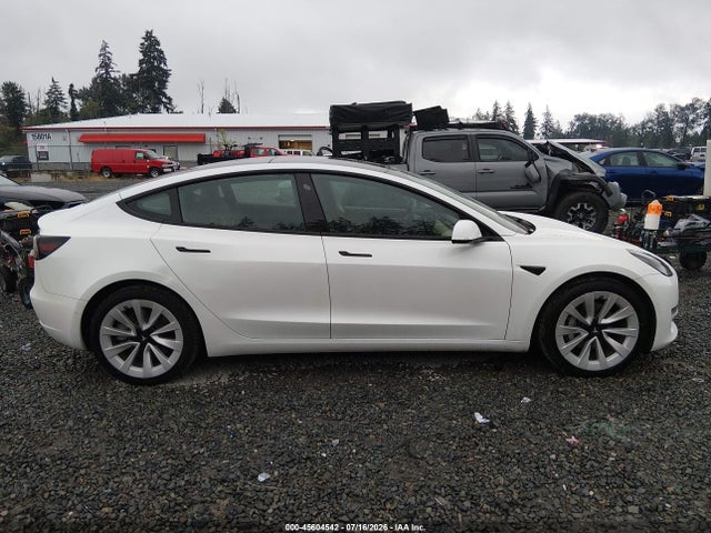 Tesla Model 3 Standard Range Plus Rear-wheel Drive 2021 5YJ3E1EA9MF088592 Image 13