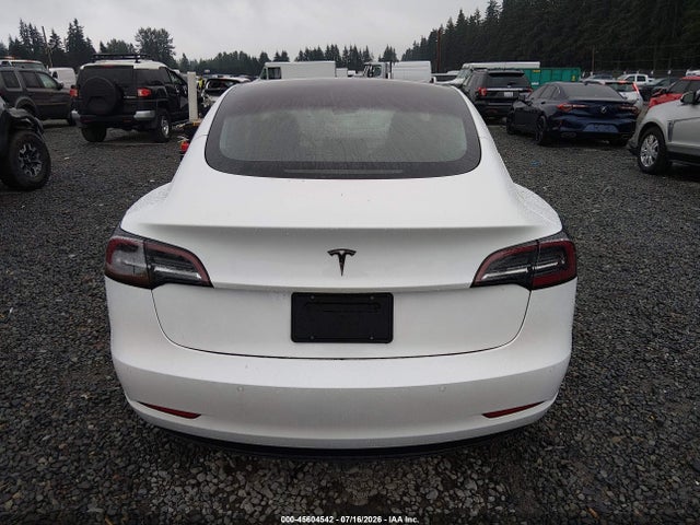 Tesla Model 3 Standard Range Plus Rear-wheel Drive 2021 5YJ3E1EA9MF088592 Image 16