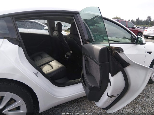 Tesla Model 3 Standard Range Plus Rear-wheel Drive 2021 5YJ3E1EA9MF088592 Image 8