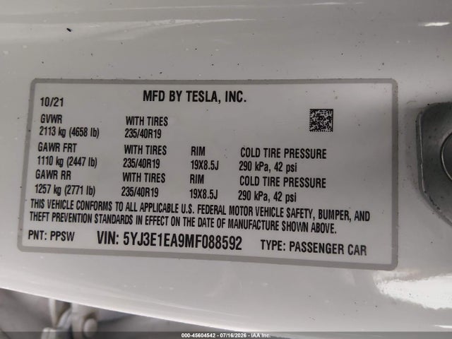 Tesla Model 3 Standard Range Plus Rear-wheel Drive 2021 5YJ3E1EA9MF088592 Image 9