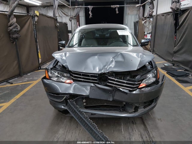 2013 Volkswagen Passat 2.5l Sel მანქანა იყიდება აუქციონზე, vin: 1VWCH7A37DC055649, აუქციონის ნომერი: 45604572