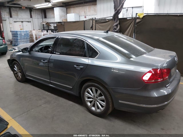 2013 Volkswagen Passat 2.5l Sel მანქანა იყიდება აუქციონზე, vin: 1VWCH7A37DC055649, აუქციონის ნომერი: 45604572